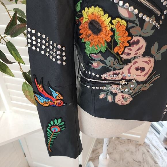 BAGATELLE BLACK EMBROIDERED FAUX LEATHER JACKET SIZE XS - Picture 5 of 11